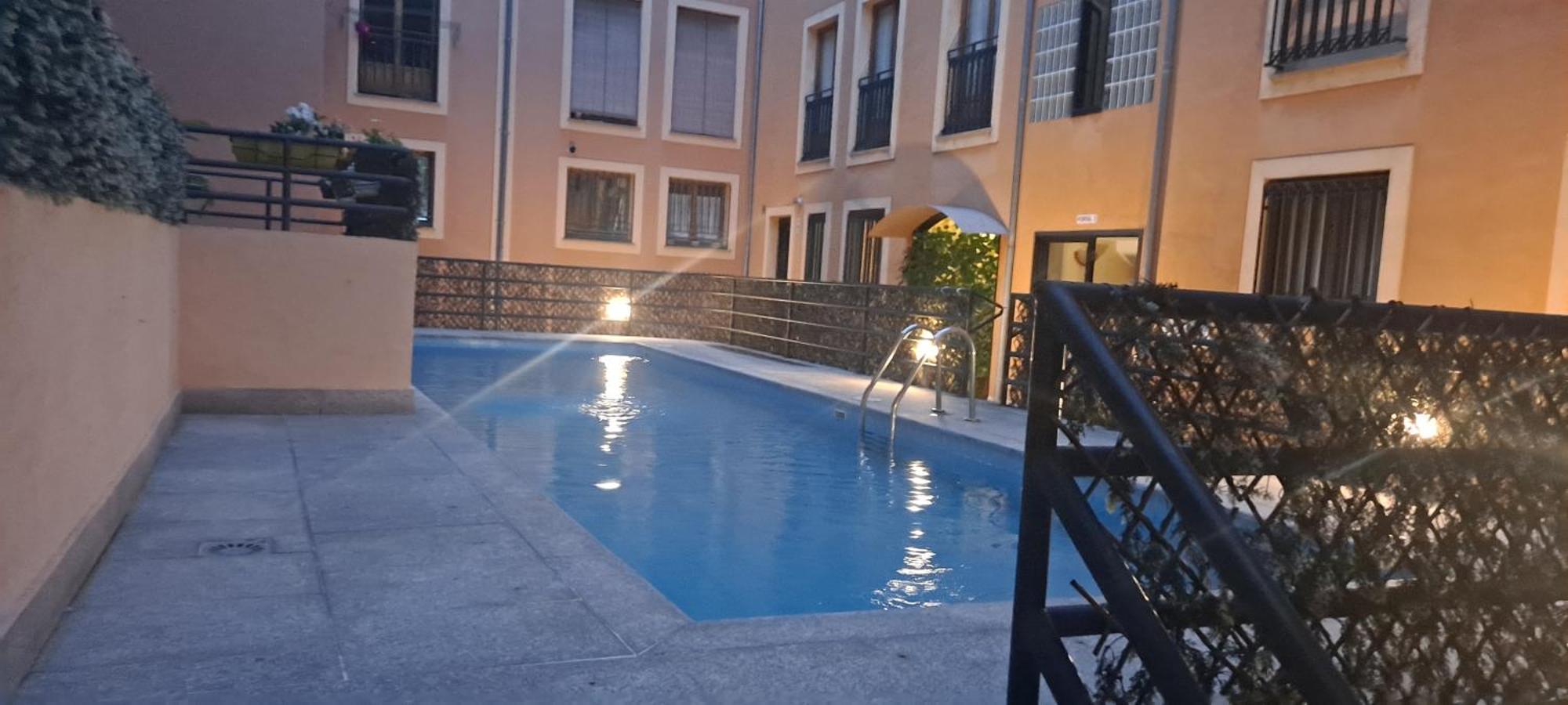 Encrucijada de Culturas- Apartamentos Turísticos Puerta de Aníbal Salamanca Exterior foto